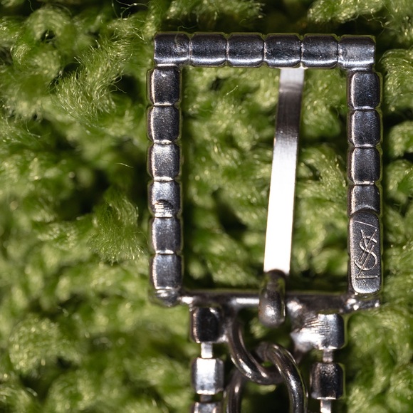 Gorgeous vintage 1980’s YSL rhinestone chain belt - Picture 3 of 8